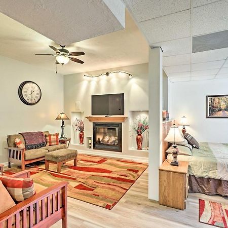 Asheville Mountain Getaway With Patio And Koi Pond! ภายนอก รูปภาพ