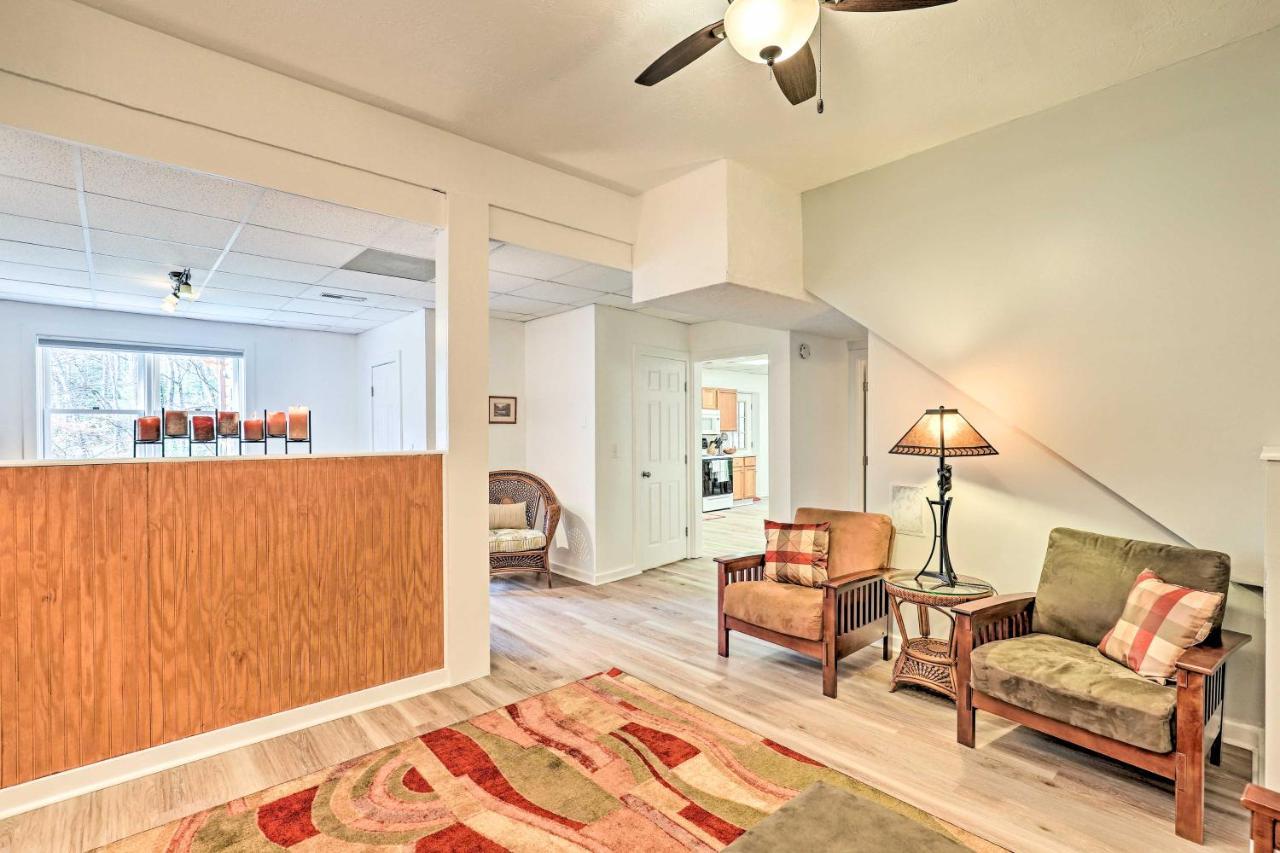Asheville Mountain Getaway With Patio And Koi Pond! ภายนอก รูปภาพ