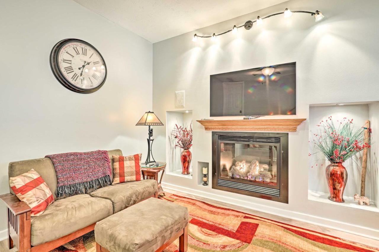 Asheville Mountain Getaway With Patio And Koi Pond! ภายนอก รูปภาพ
